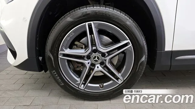 Mercedes-Benz GLA-Class 2022 — фото 5