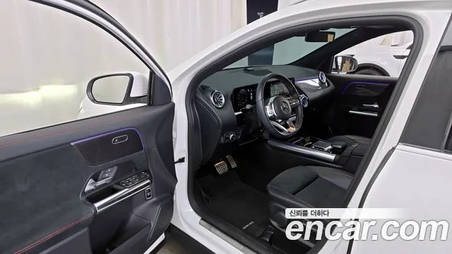 Mercedes-Benz GLA-Class 2022 — фото 10