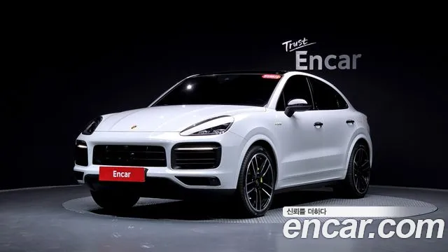 Porsche Cayenne 2021 — фото 20