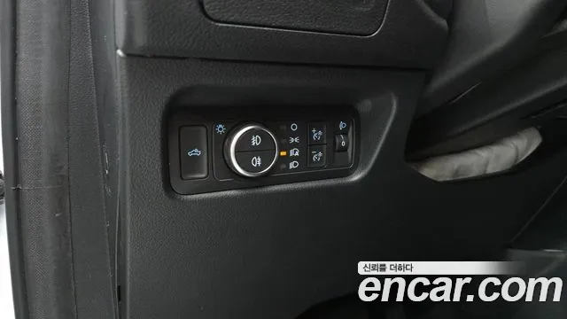 Ford Ranger 2023 — фото 18