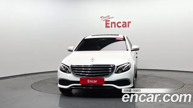 Mercedes-Benz E-Class 2019 — фото 2