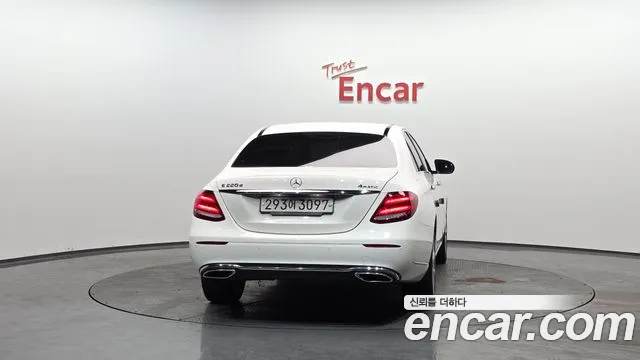 Mercedes-Benz E-Class 2019 — фото 3