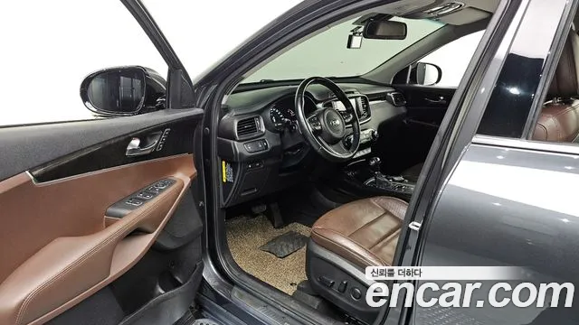 Kia Sorento 2016 — фото 11