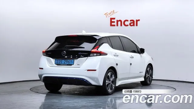 Nissan Leaf 2019 — фото 2