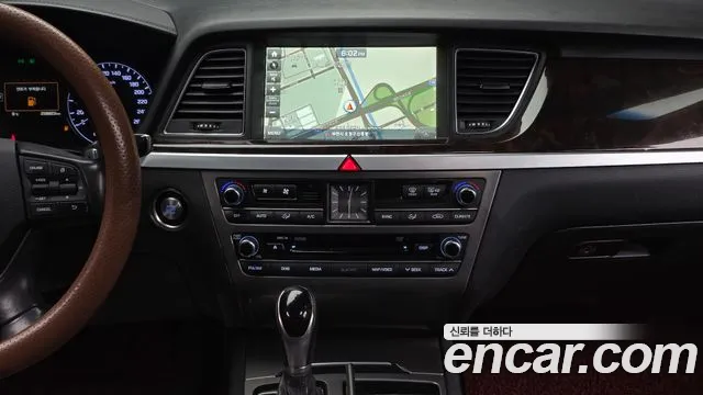 Hyundai Genesis 2015 — фото 14