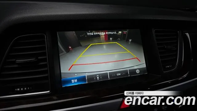 Hyundai Genesis 2015 — фото 15