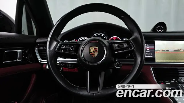 Porsche Panamera 2021 — фото 13