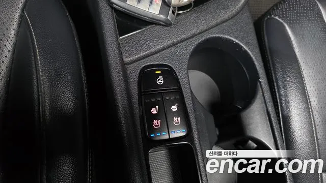Kia Niro 2017 — фото 19