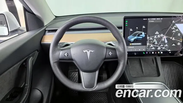 Tesla Model Y 2021 — фото 13
