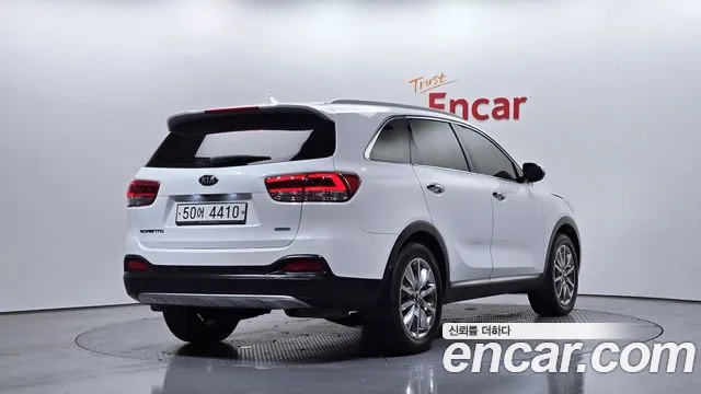 Kia Sorento 2015 — фото 2