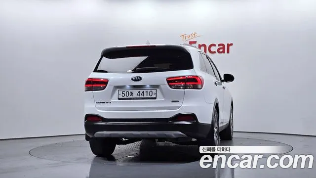 Kia Sorento 2015 — фото 4