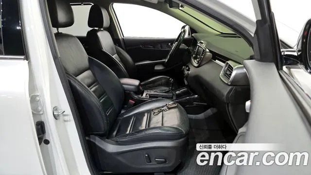 Kia Sorento 2015 — фото 10