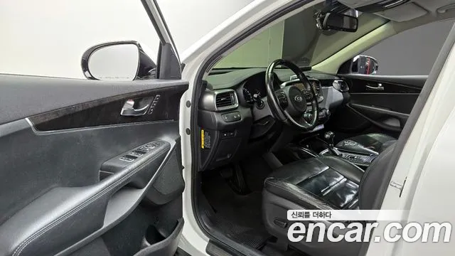 Kia Sorento 2015 — фото 11