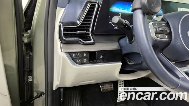 Kia Sportage 2023 — фото 16