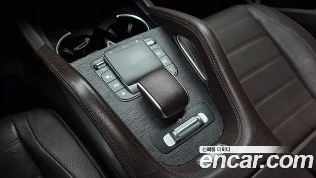 Mercedes-Benz GLE-Class 2022 — фото 18