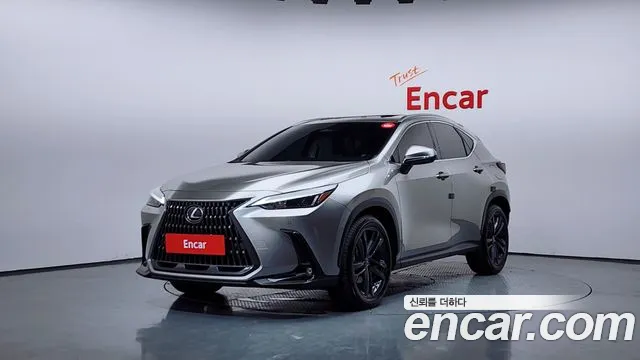 Lexus NX 2023 — фото 1