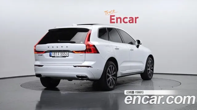 Volvo XC60 2021 — фото 2