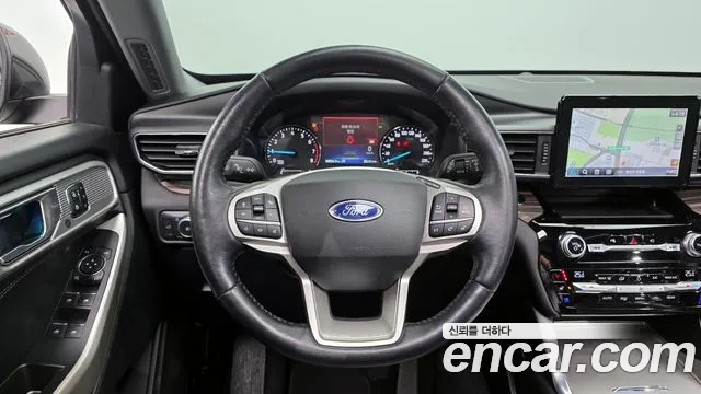 Ford Explorer 2021 — фото 13