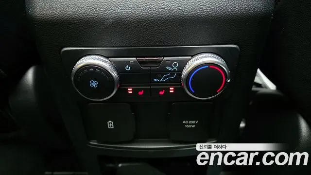 Ford Explorer 2021 — фото 19