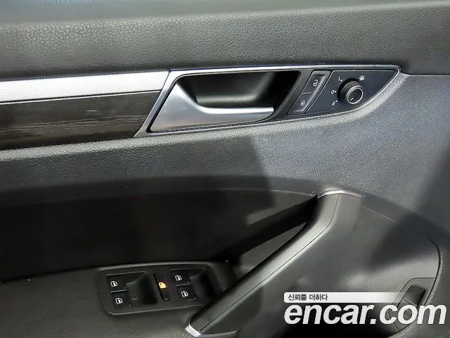 Volkswagen Passat 2018 — фото 17