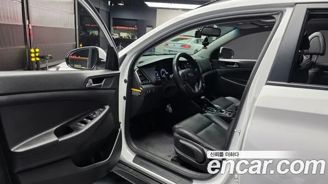 Hyundai Tucson 2018 — фото 10