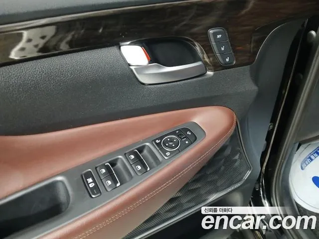 Hyundai Santafe 2019 — фото 10