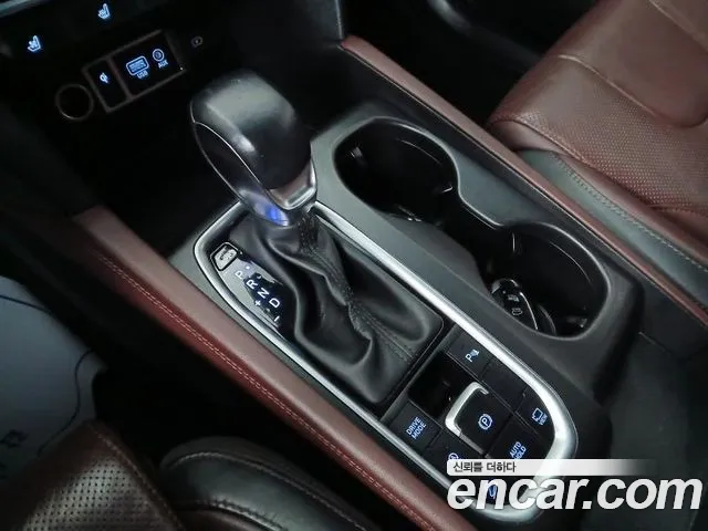 Hyundai Santafe 2019 — фото 13
