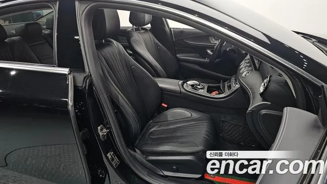Mercedes-Benz CLS-Class 2019 — фото 10
