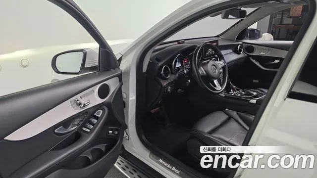 Mercedes-Benz GLC-Class 2019 — фото 11