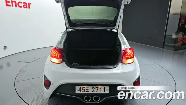 Hyundai Veloster 2013 — фото 20