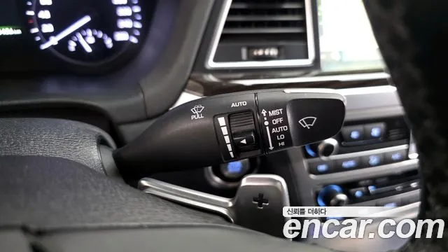Genesis G80 2018 — фото 15