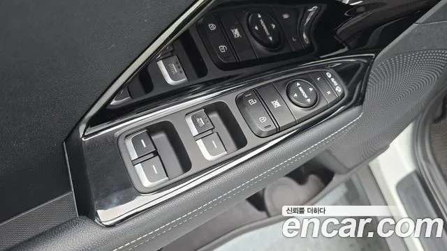 Kia Niro 2017 — фото 14