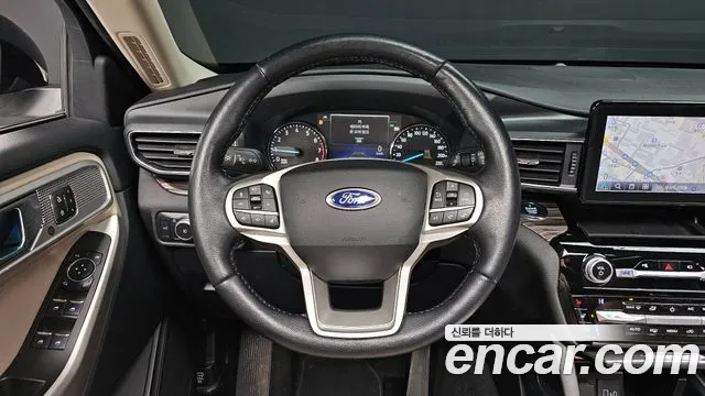 Ford Explorer 2021 — фото 13