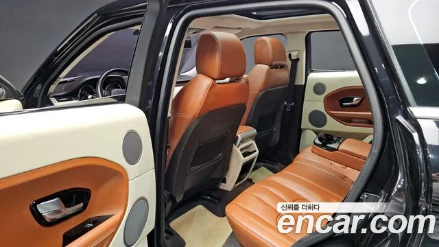 Land Rover Range Rover Evoque 2013 — фото 11