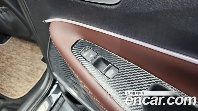 Hyundai Santafe 2019 — фото 18