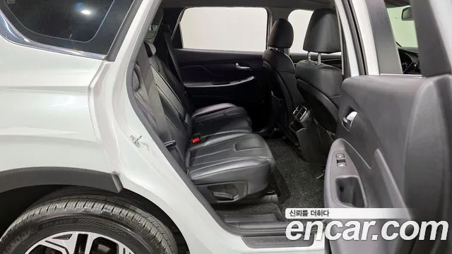 Hyundai Santafe 2020 — фото 12