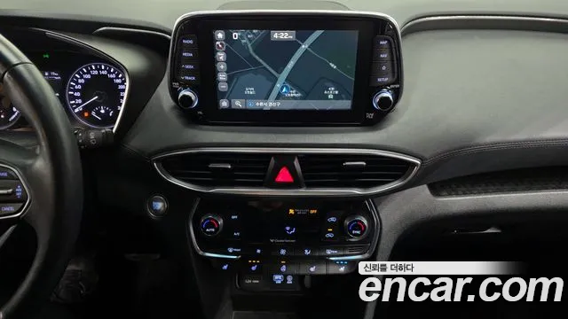 Hyundai Santafe 2020 — фото 14