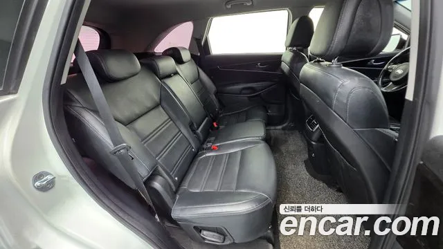 Kia Sorento 2017 — фото 19
