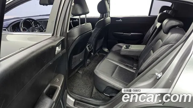 Kia Sportage 2018 — фото 11