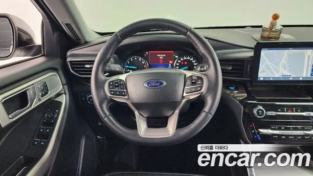 Ford Explorer 2023 — фото 13