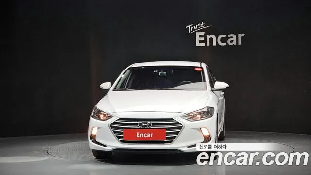 Hyundai AVANTE 2018 — фото 3