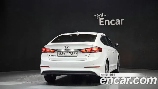 Hyundai AVANTE 2018 — фото 4