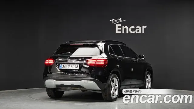 Mercedes-Benz GLA-Class 2018 — фото 2