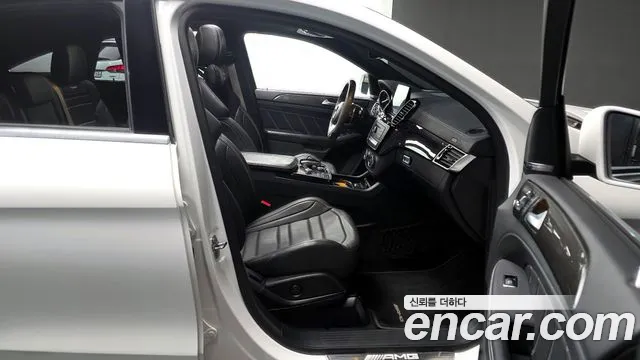 Mercedes-Benz GLE-Class 2019 — фото 11