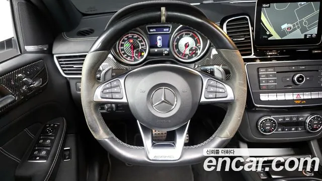 Mercedes-Benz GLE-Class 2019 — фото 13