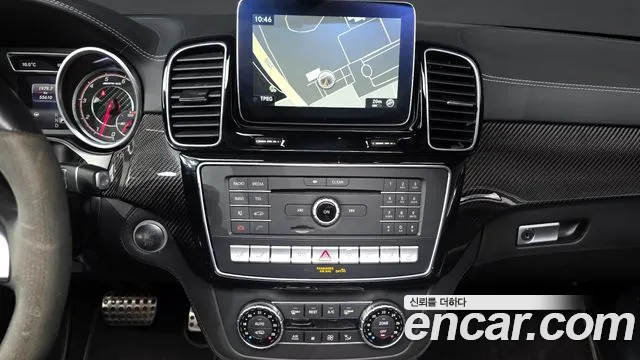 Mercedes-Benz GLE-Class 2019 — фото 14