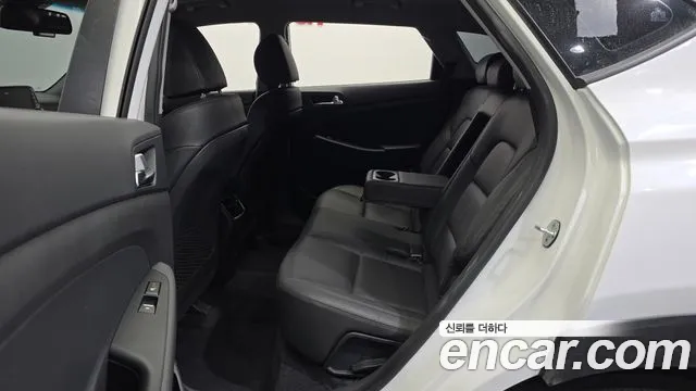 Hyundai Tucson 2019 — фото 11