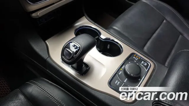 Jeep Cherokee 2014 — фото 9