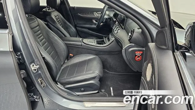 Mercedes-Benz E-Class 2022 — фото 10