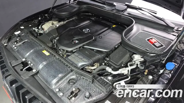 Mercedes-Benz GLE-Class 2023 — фото 6
